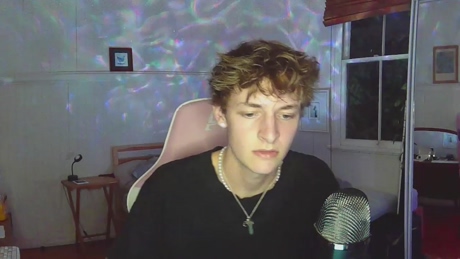 stoopidtwink  18-02-2022